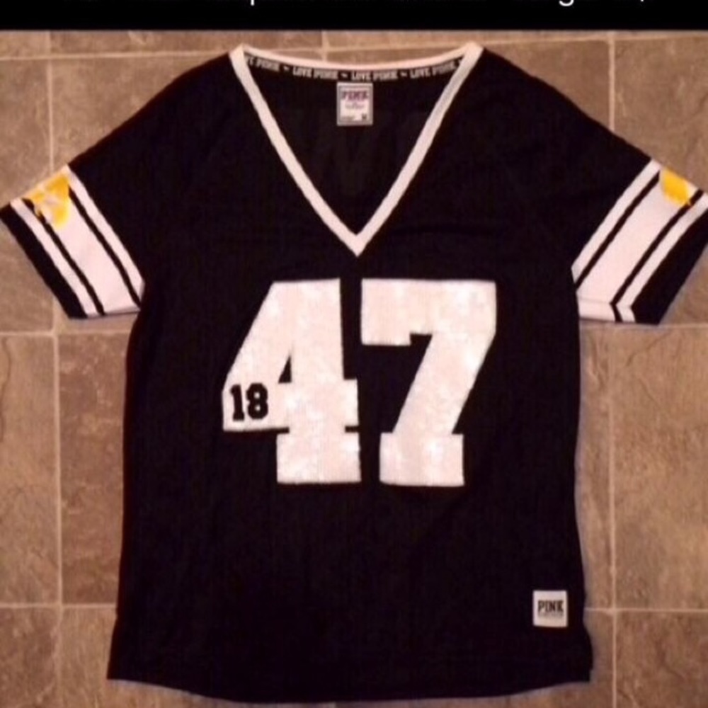 VS PINK Iowa Hawkeyes jersey shirt size Medium